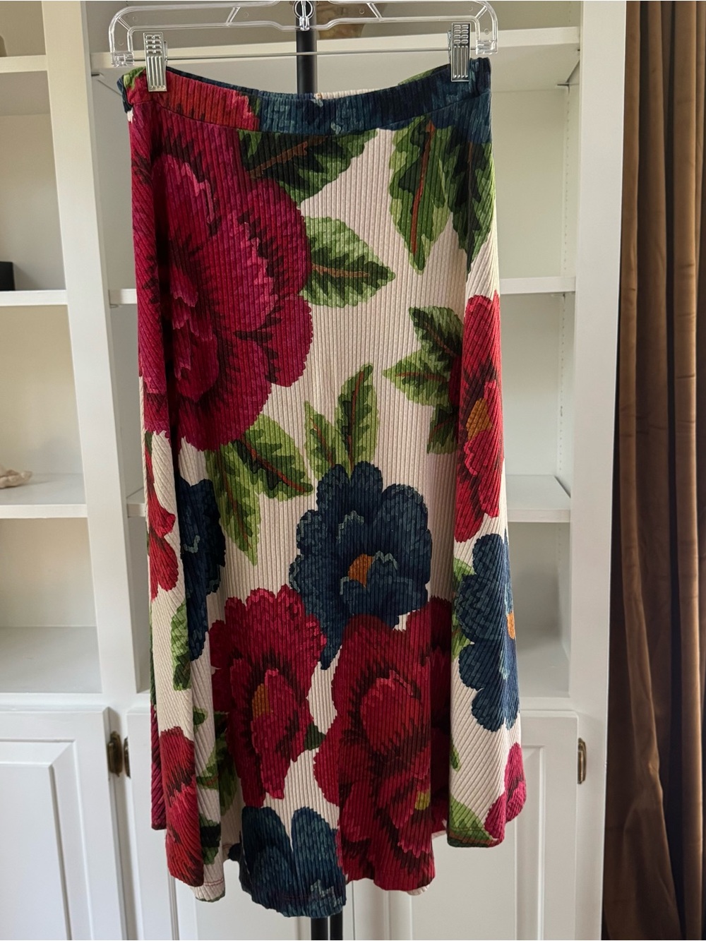 FARM Rio Bold Tropical Rose Ribbed Midi Skirt